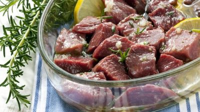 Апельсиново-лимонный маринад с кинзой для шашлыка