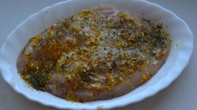 Медово-горчичный маринад с чесноком для курицы