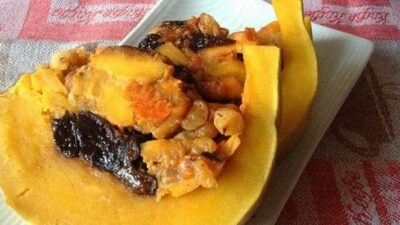 Тыква с сухофруктами и творожной массой