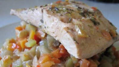 Гарнир из картофеля с чесноком к горбуше