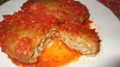 Гречаники с куриным фаршем в соусе