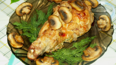 Фаршированные окорочка с шампиньонами и сыром