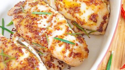 Запеченное куриное филе в медово-горчичном маринаде