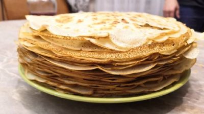 Ленивые блины из бутылки
