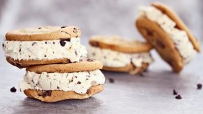 Домашний сливочный пломбир с печеньем