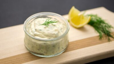 Соус Тартар с корнишонами и оливками