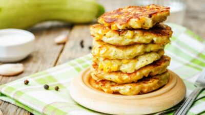 Кабачки в сырно-йогуртовом кляре на сковороде