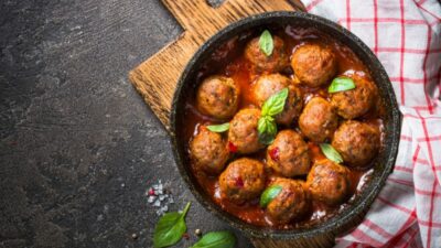 Куриные фрикадельки «Нежные» в овощном соусе