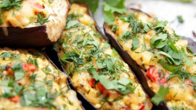 Баклажаны с лисичками под сырной корочкой