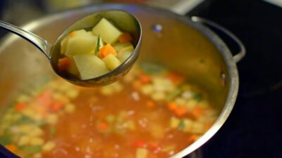 Похлебка из репы с зеленью