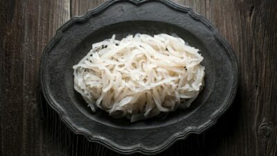 Квашеная репа с морковью и жгучим перцем