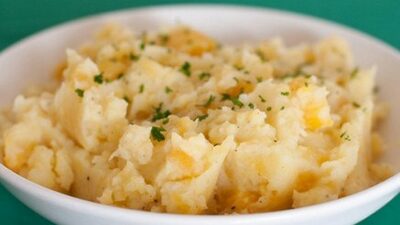 Пюре из репы и картофеля с сельдереем