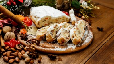 Рождественский фруктово-ягодный кекс от Эмили Дикинсон