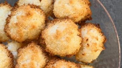Ванильное печенье с кокосовой стружкой и вареньем