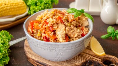 Куриное филе с рисом и фасолью