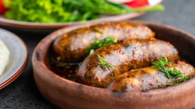 Домашние купаты в маринаде