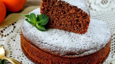 Шоколадный манник с орехами и цукатами в мультиварке