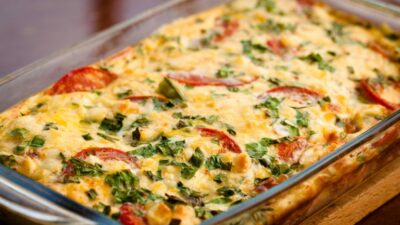Кабачковая запеканка с помидорами и картофелем