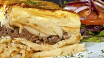 Пирожки из тонкого лаваша с яйцом и луком