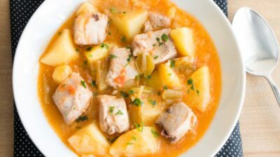 Картофель с рыбным филе в мультиварке