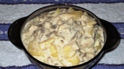 Вешенки с картофелем в сметане с сыром