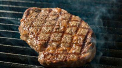 Мраморная говядина с тимьяном в духовке