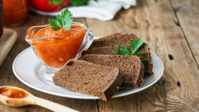 Аджика из кабачков с яблоками и болгарским перцем