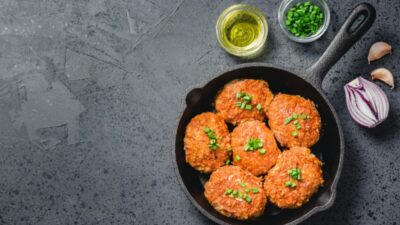 Ленивые голубцы с жареной капустой на сковороде
