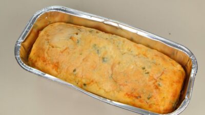 Дрожжевой пирог с любимой рыбой и рисом
