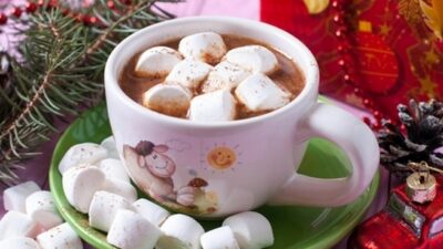 Какао с карамельным сиропом и ванилином