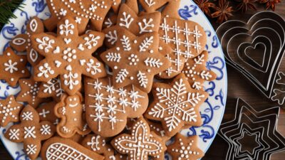 Медовые пряники с имбирем и гвоздикой