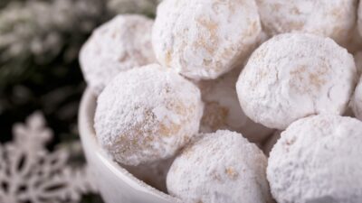 Орехово-ванильное печенье «Снежки»