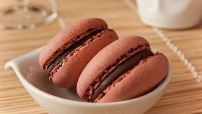 Миндальные макаронс с шоколадной начинкой