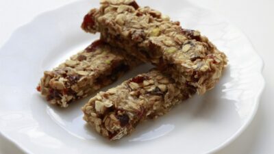Домашние мюслевые батончики с бананом