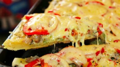 Овощная пицца с прованскими травами