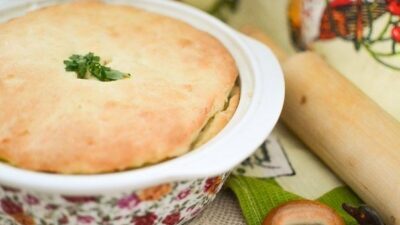 Пирог с цыпленком и шампиньонами