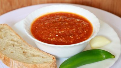 Аджика из помидоров, перцев и чеснока