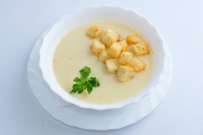Крем-суп из курицы с диким рисом