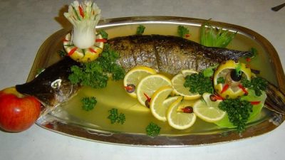 Заливная щука на праздничный стол