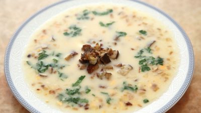 Грибной крем-суп с белым вином и сливками