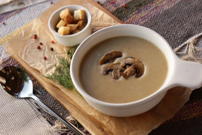 Грибной суп-пюре из сушеных грибов - пошаговый рецепт с фото на paraskevat.ru