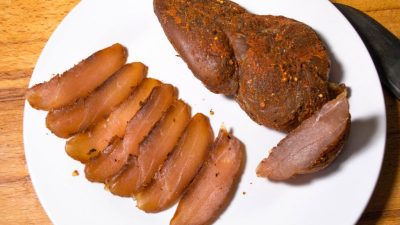 Карпаччо из куриных грудок с паприкой