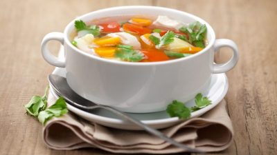 Диетический суп со шпинатом без мяса