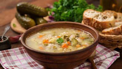 Постный суп с перловкой и нутом