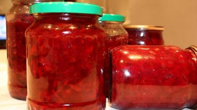 Борщевая заправка со свеклой, помидорами и морковью