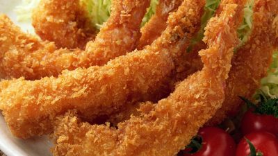 Креветки в кляре с грецкими орехами