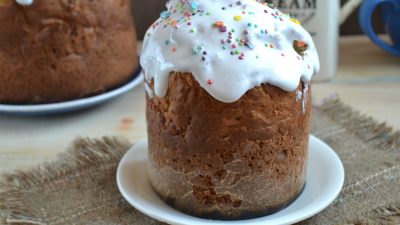 Простой пасхальный кулич без дрожжей на сметане