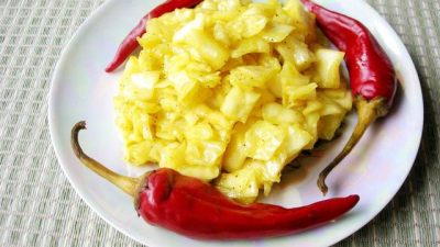 Маринованная белокочанная капуста с карри