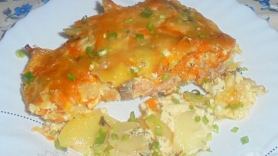 Запеченная горбуша с картофелем под сырной корочкой
