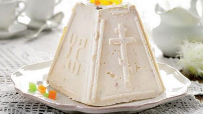 Творожная пасха «Царская» с орехами, изюмом и курагой